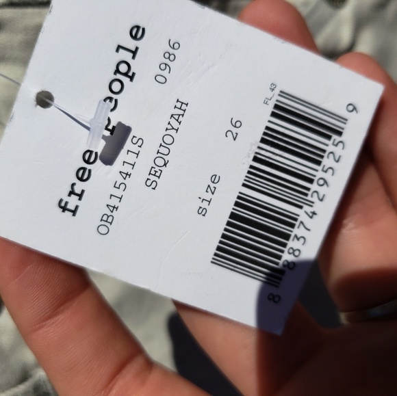 NWT Free People "Sequoyah" high waisted shorts - Picture 4 of 5